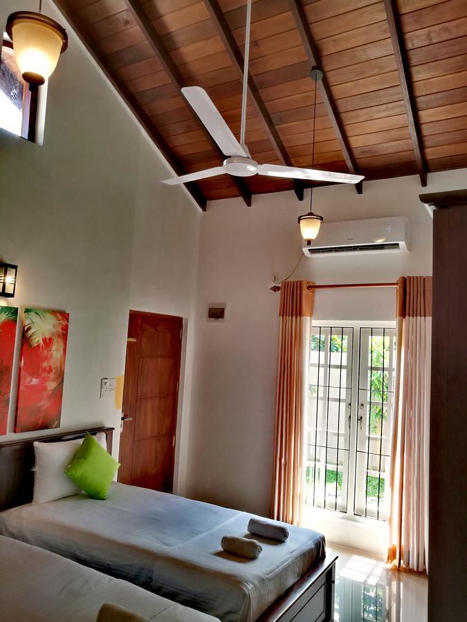 Villa A50 Negombo Exterior photo
