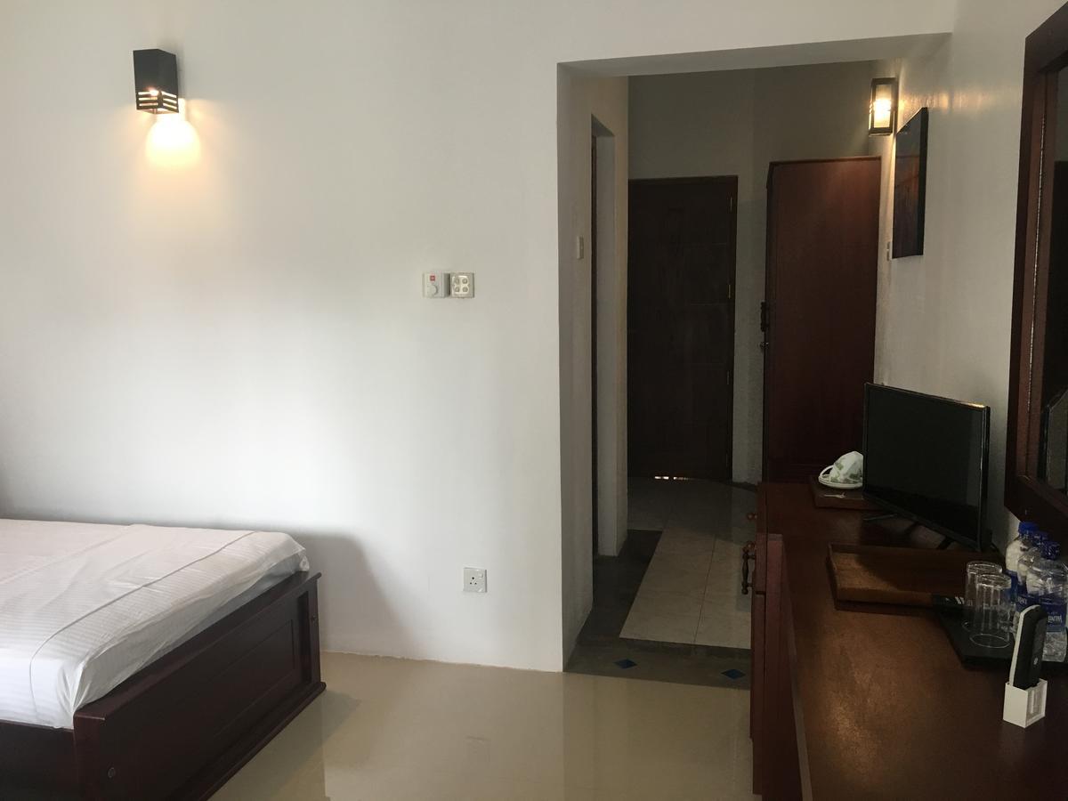 Villa A50 Negombo Exterior photo