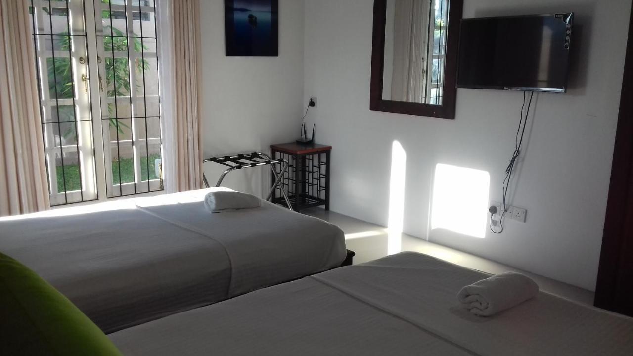 Villa A50 Negombo Exterior photo